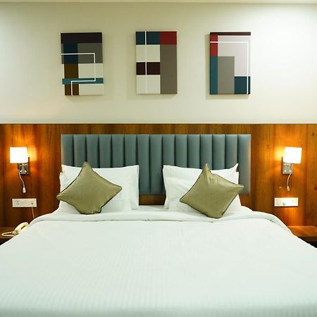 Hotel Pasupala Inn Anantapur Dış mekan fotoğraf