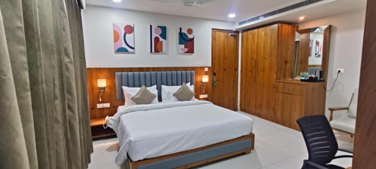 Hotel Pasupala Inn Anantapur Dış mekan fotoğraf
